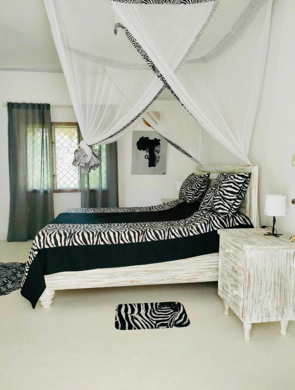 White Nyumba Malindi Apartment Exterior photo